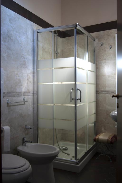 B&B Coste Del Salento San Pietro Vernotico Habitación foto