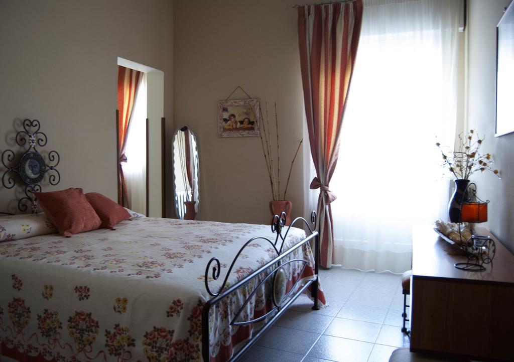 B&B Coste Del Salento San Pietro Vernotico Habitación foto
