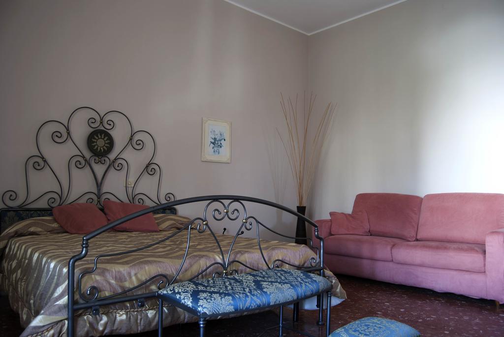 B&B Coste Del Salento San Pietro Vernotico Habitación foto